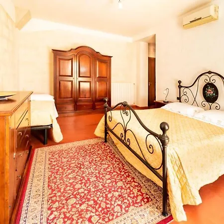 Flora Сантерамо-ин-Колле