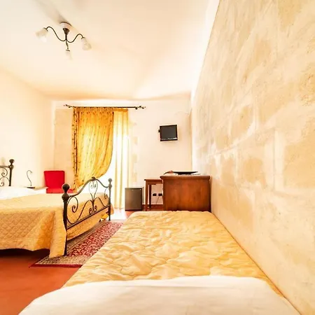 Bed & Breakfast Flora